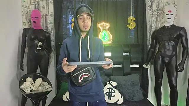 Latin Duo13 online show from 11-28-25, 07:27