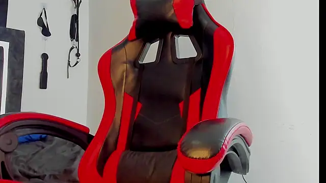 Maximiliano Khalil online show from 12-19-25, 07:32