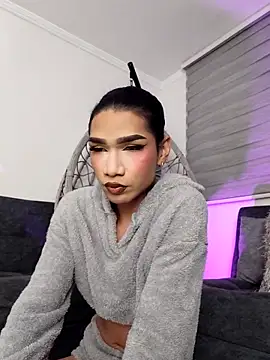 FernandaFox  online show from 04-25-26, 03:42