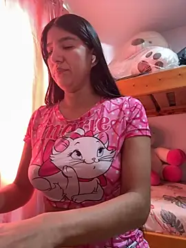 scarlethsb33 online show from 11-14-25, 01:43