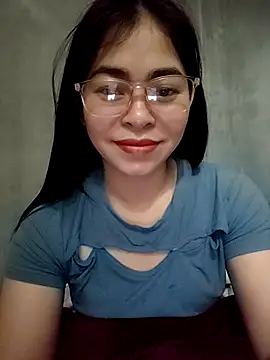 Bamboo-niee123 online show from 02-28-26, 09:16