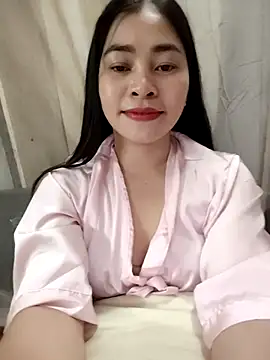 Bamboo-niee123 online show from 04-21-26, 02:51