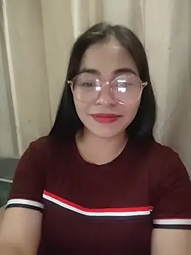 Bamboo-niee123 online show from 05-19-26, 01:56