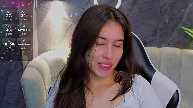 Nikka Tx online show from 11-30-25, 01:04