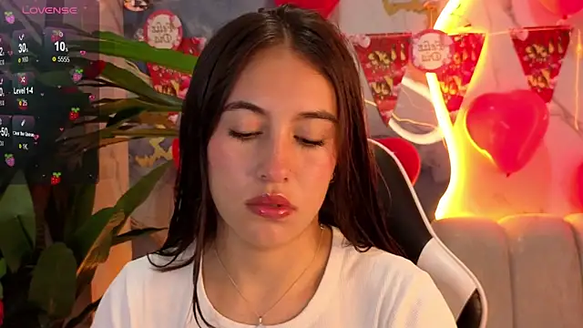 Nikka Tx online show from 02-12-26, 01:06