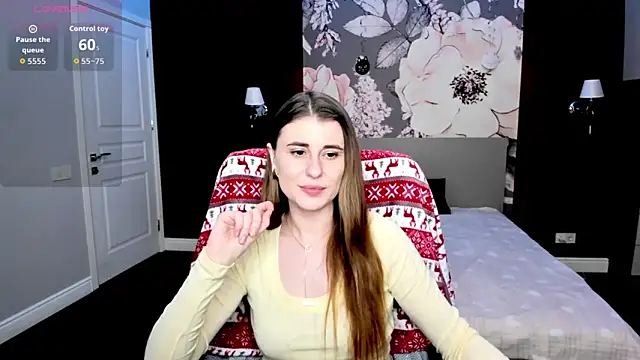 Snapshot of DemmyRose chatting on 02-17-26, 07:42 DemmyRose online show from 02-17-26, 07:42