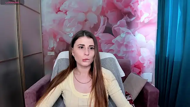 Snapshot of DemmyRose chatting on 02-19-26, 06:53 DemmyRose online show from 02-19-26, 06:53