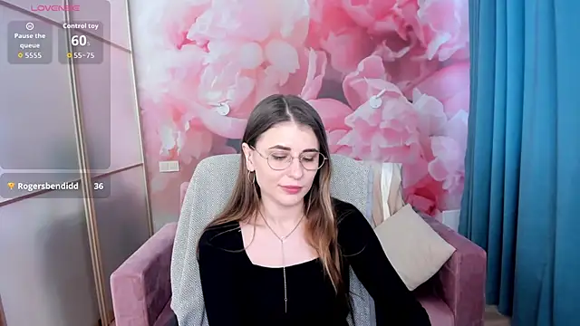 Snapshot of DemmyRose chatting on 02-26-26, 08:24 DemmyRose online show from 02-26-26, 08:24