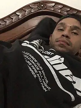 Snapshot of Msmn chatting on 11-03-25, 02:02 Msmn online show from 11-03-25, 02:02