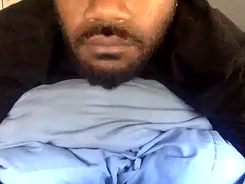 Snapshot of blackpirates25 chatting on 10-28-25, 11:18 blackpirates25 online show from 10-28-25, 11:18