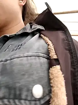 yoyo-mi online show from 04-18-26, 05:00