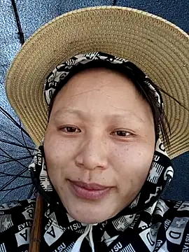 Snapshot of yoyo-mi chatting on 05-27-26, 02:19 yoyo-mi online show from 05-27-26, 02:19