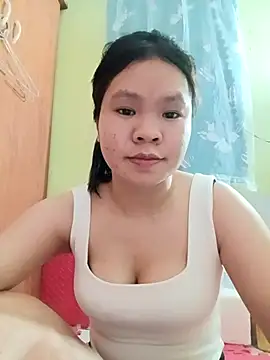 Snapshot of lananhh00 chatting on 11-17-25, 01:00 lananhh00 online show from 11-17-25, 01:00