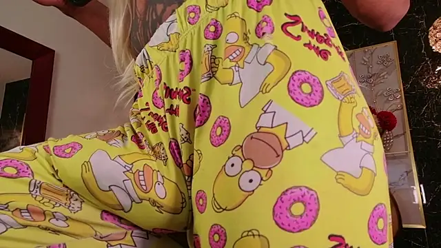 CHRIS TWIINK online show from 04-21-26, 06:09