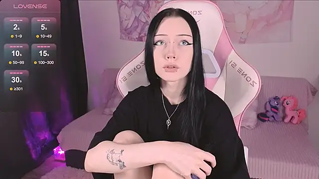 Snapshot of ophelia_amber chatting on 07-01-26, 07:32 ophelia amber online show from 07-01-26, 07:32