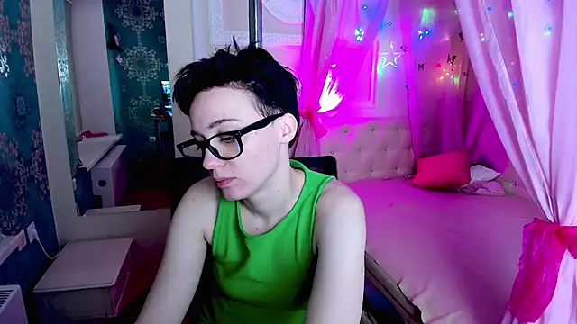 Snapshot of ErickaFetish chatting on 11-30-25, 05:28 ErickaFetish online show from 11-30-25, 05:28