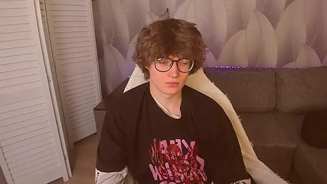 Snapshot of Syndy_Dels chatting on 02-11-26, 03:17 Syndy Dels online show from 02-11-26, 03:17