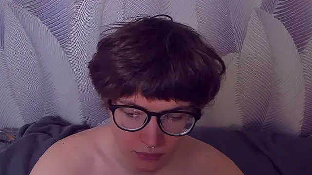 Snapshot of Syndy_Dels chatting on 03-10-26, 02:22 Syndy Dels online show from 03-10-26, 02:22