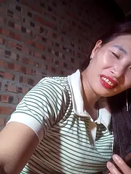 Snapshot of HGiasexy69 chatting on 12-17-25, 02:56 HGiasexy69 online show from 12-17-25, 02:56