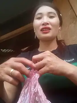 Snapshot of HGiasexy69 chatting on 03-30-26, 10:05 HGiasexy69 online show from 03-30-26, 10:05