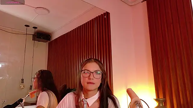 Snapshot of madiisonlee_ chatting on 10-31-25, 12:50 madiisonlee  online show from 10-31-25, 12:50