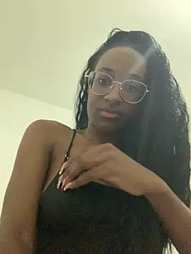 Valeriaaa20 online show from 04-06-26, 01:47