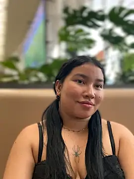 Snapshot of Vickybon chatting on 10-28-25, 08:22 Vickybon online show from 10-28-25, 08:22