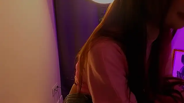 LauraHansil online show from 04-16-26, 09:39