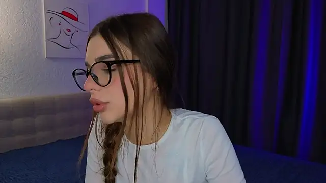 LauraHansil online show from 05-19-26, 07:09