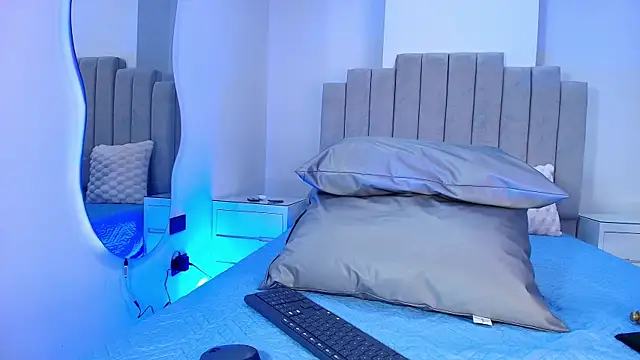 emma trix online show from 12-04-25, 11:52