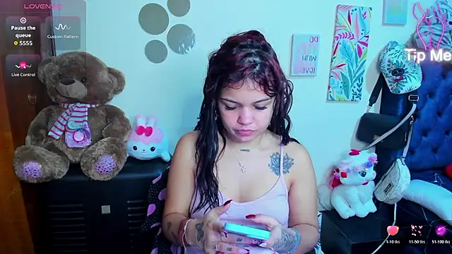 Emma boo online show from 02-04-26, 03:07