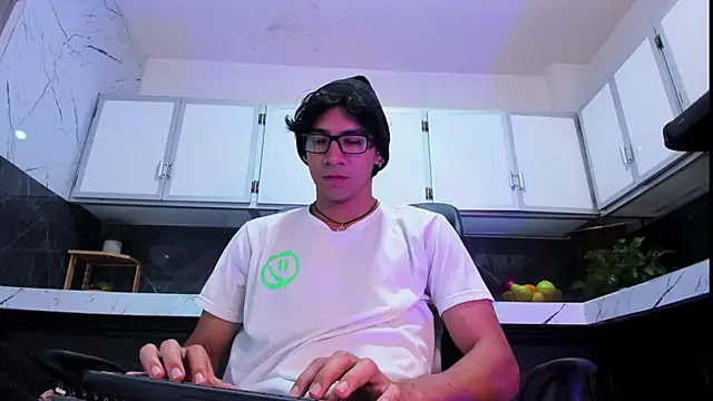 kane del toro online show from 12-14-25, 01:22