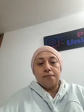 Caroline belle online show from 11-08-25, 03:07