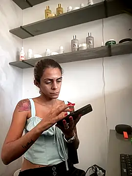 Snapshot of sabrinaneves chatting on 12-17-25, 04:02 sabrinaneves online show from 12-17-25, 04:02