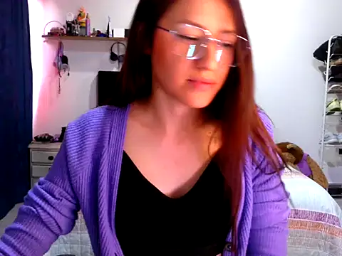 KendallTwisTx online show from 11-07-25, 09:04