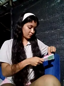 Snapshot of Soymaia chatting on 12-03-25, 01:02 Soymaia online show from 12-03-25, 01:02