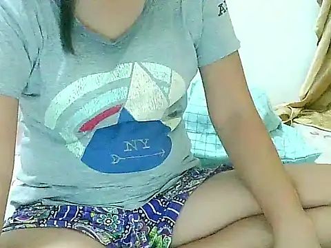 nhicole4u online show from 11-27-25, 05:31