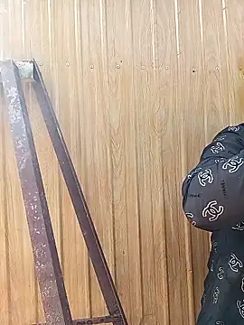 matbiec- online show from 12-21-25, 01:57