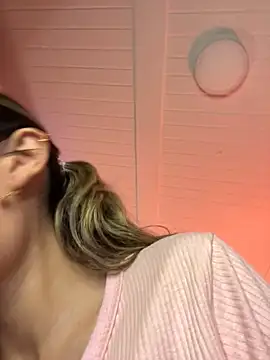 Im-Lola online show from 02-25-26, 08:18