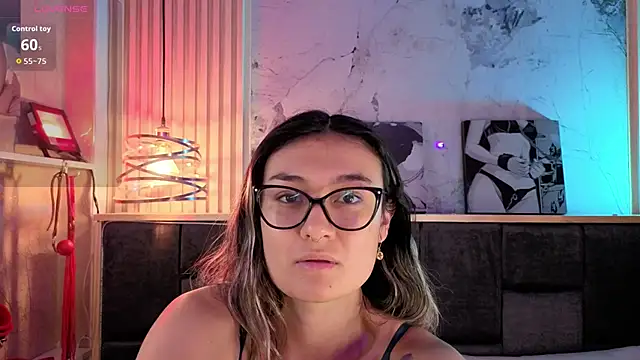 Im-Lola online show from 04-19-26, 02:49