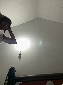 Snapshot of Harry69melon chatting on 02-22-26, 04:02 Harry69melon online show from 02-22-26, 04:02