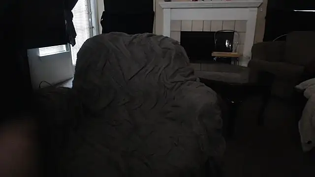 Snapshot of Skyl31 chatting on 11-01-25, 09:39 Skyl31 online show from 11-01-25, 09:39