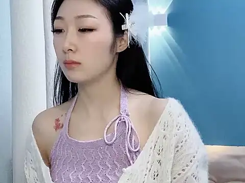 ella55-- online show from 12-04-25, 01:04