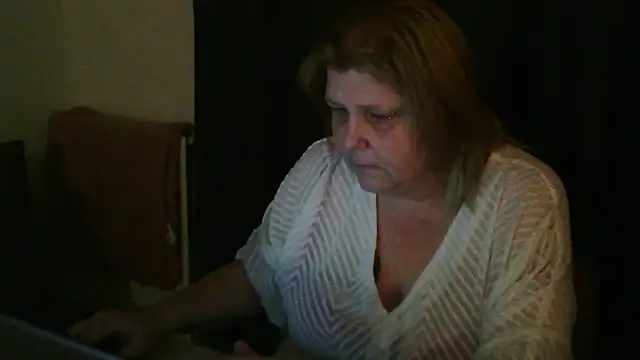 Sylviastar46 online show from 02-01-26, 10:19