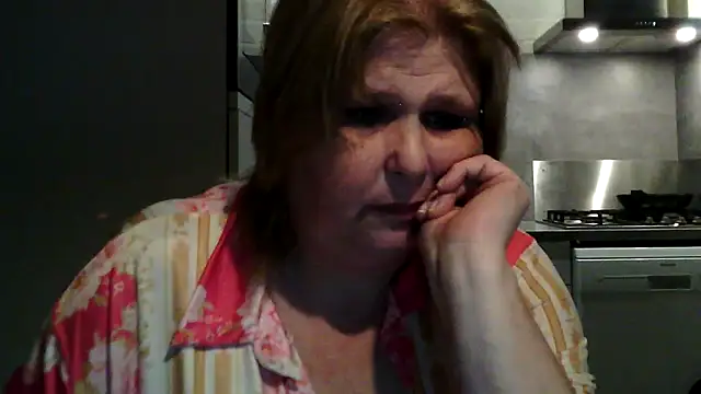 Sylviastar46 online show from 03-02-26, 09:32