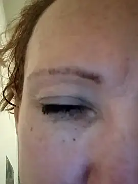 Snapshot of Karebearz1 chatting on 11-10-25, 11:53 Karebearz1 online show from 11-10-25, 11:53