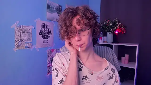 Snapshot of LeoBensyten chatting on 01-18-26, 12:42 LeoBensyten online show from 01-18-26, 12:42