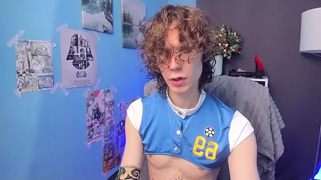 Snapshot of LeoBensyten chatting on 02-15-26, 08:38 LeoBensyten online show from 02-15-26, 08:38