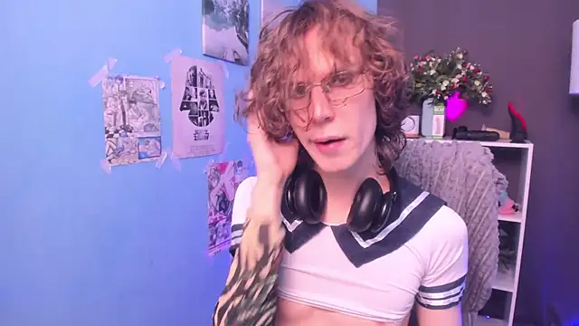 Snapshot of LeoBensyten chatting on 02-20-26, 04:40 LeoBensyten online show from 02-20-26, 04:40