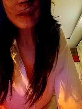 aniani11 online show from 11-18-25, 03:38